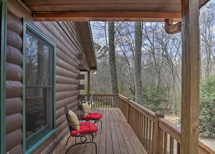 Picturesque Mountain Cabin With Hot Tub And Fire Pit!
