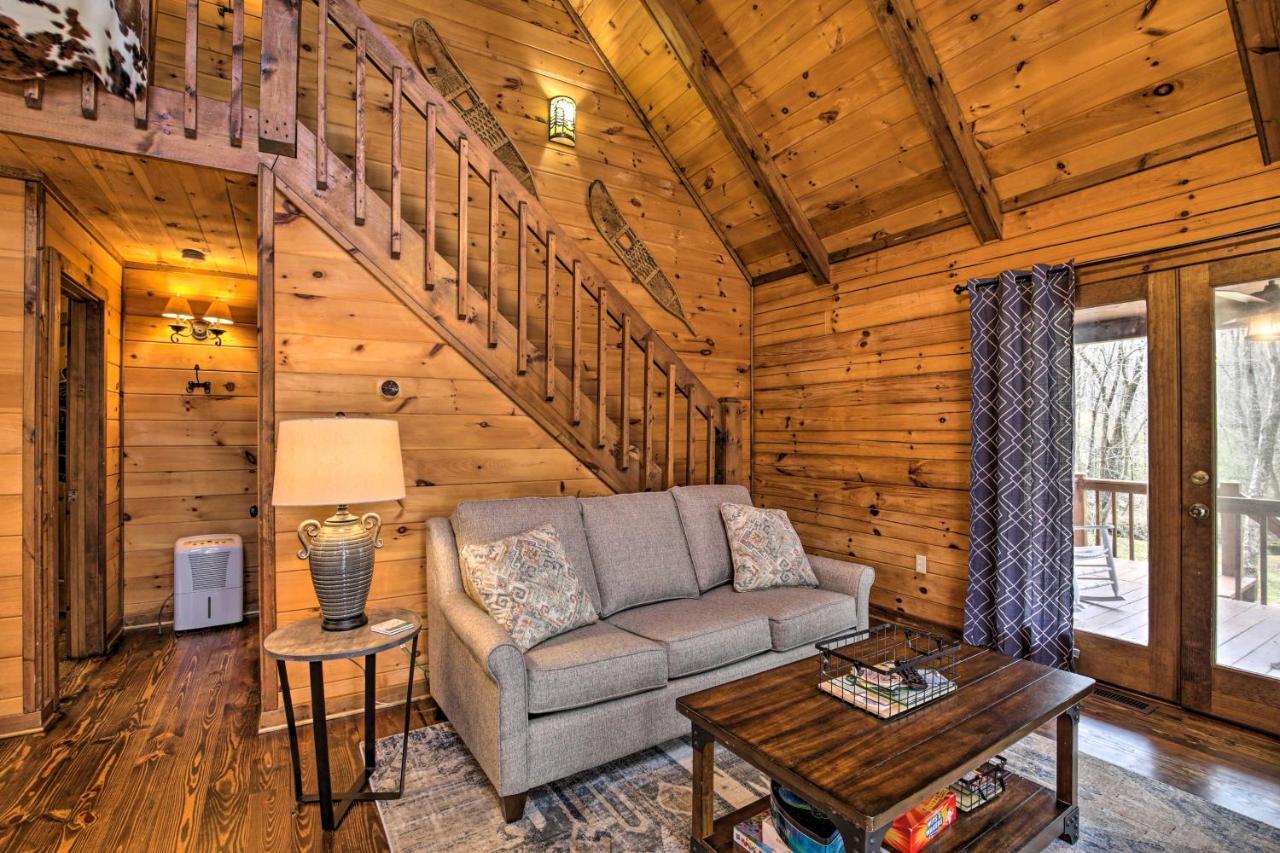 Picturesque Mountain With Hot Tub And Fire Pit! Holiday home Blue Ridge
