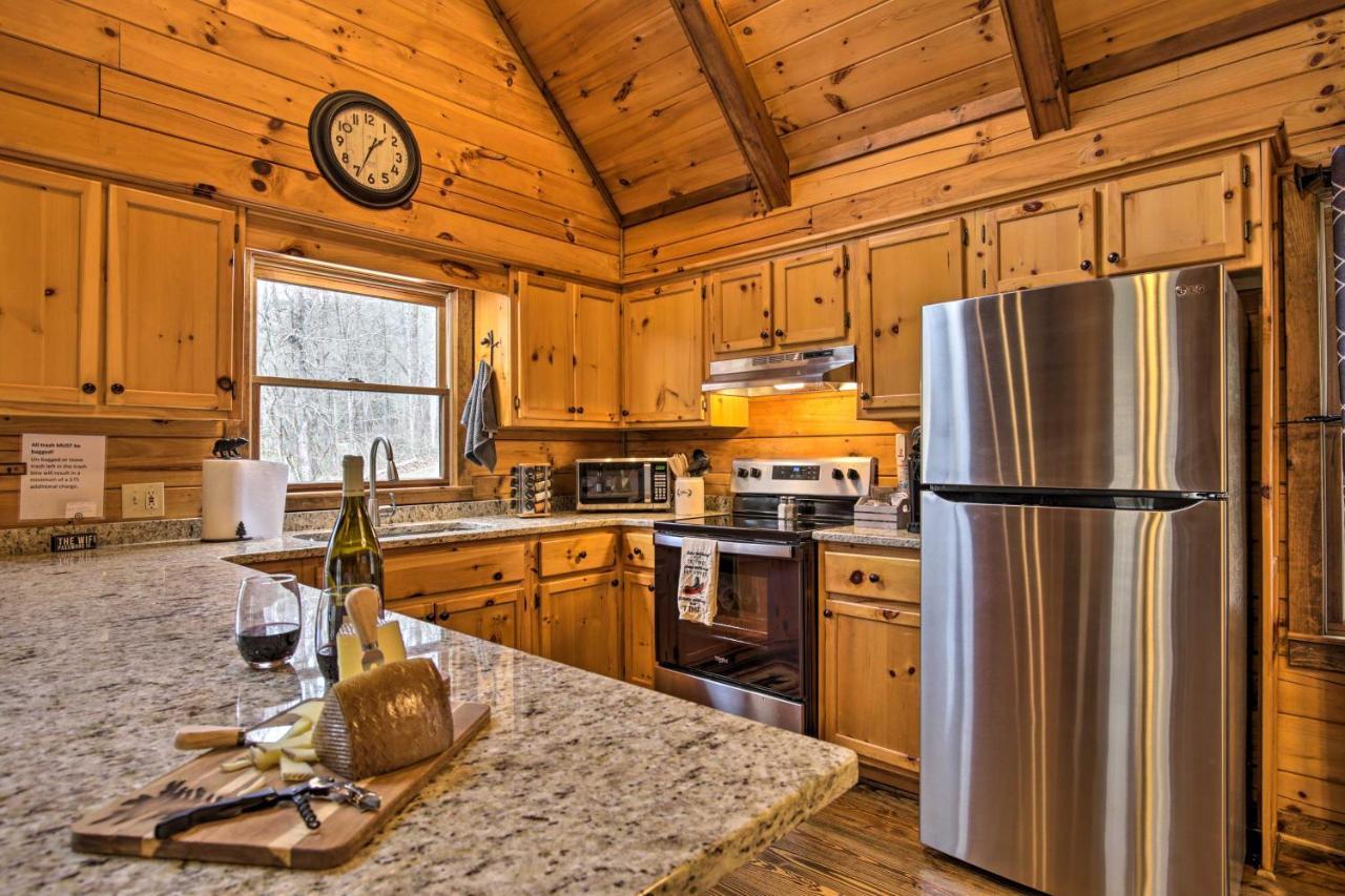 Picturesque Mountain With Hot Tub And Fire Pit! *